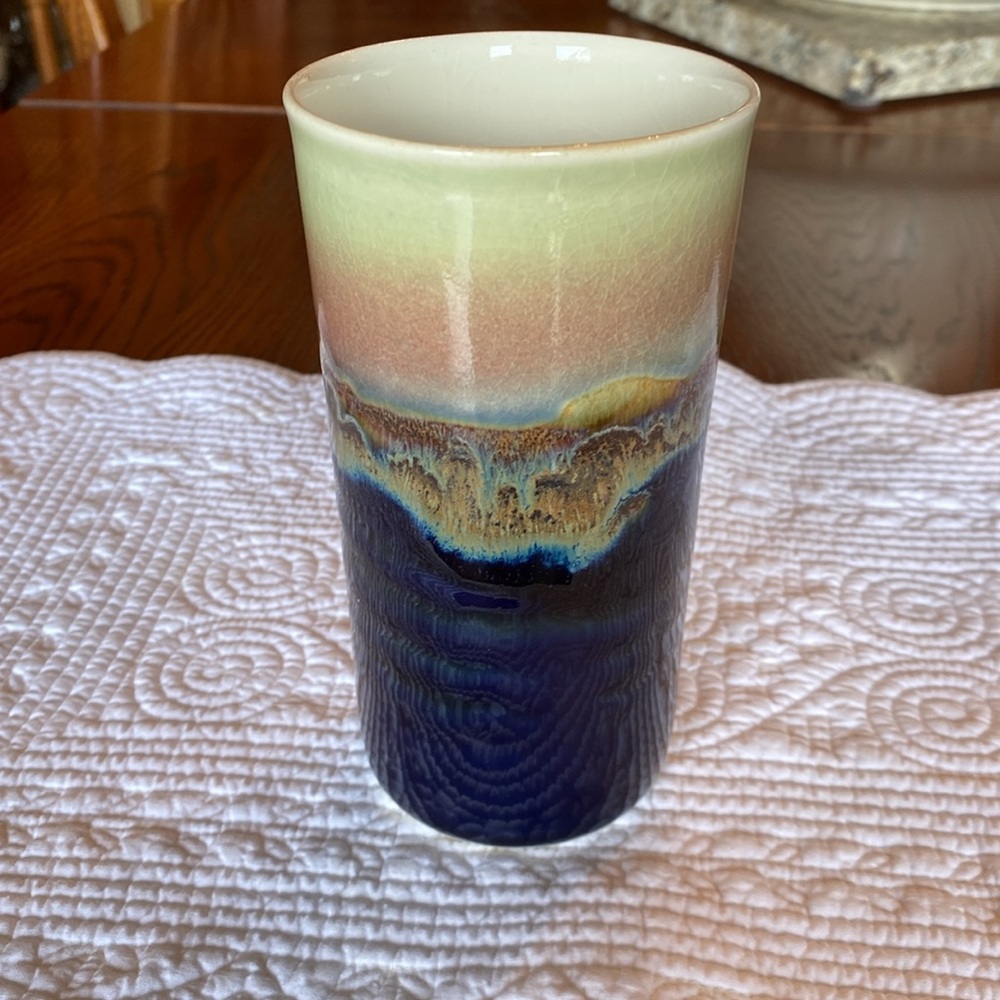Vase - Picture 3 of 7